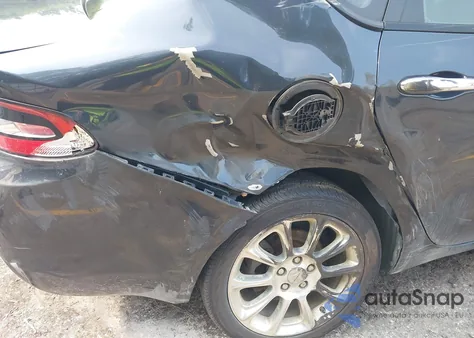 2013 Dodge Dart Limited z USA, uszkodzony, nr VIN 1C3CDFCH7DD224715